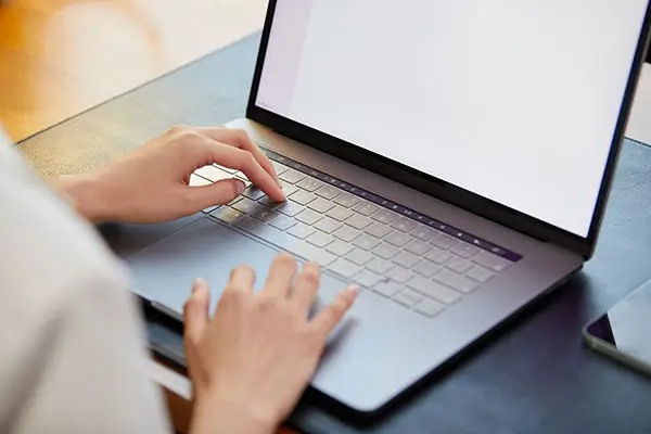 带自由含义的网名男孩霸气